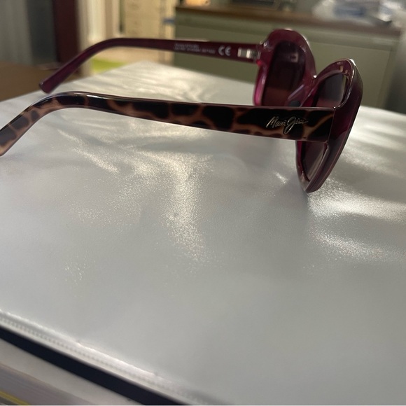 Maui Jim Women’s sunglasses - Picture 3 of 3
